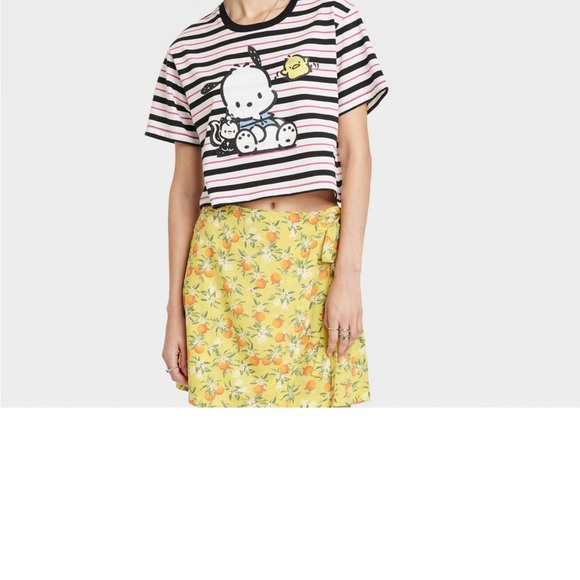 Women Pochacco Short Sleeve Graphic T-shirt Large - Picture 1 of 4